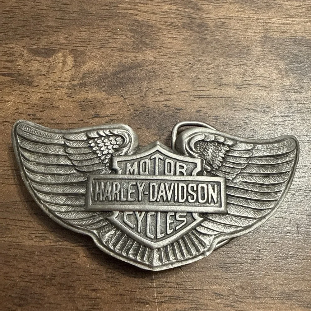 Vintage Harley Davidson Motorcycle Wings Shield Belt buckle